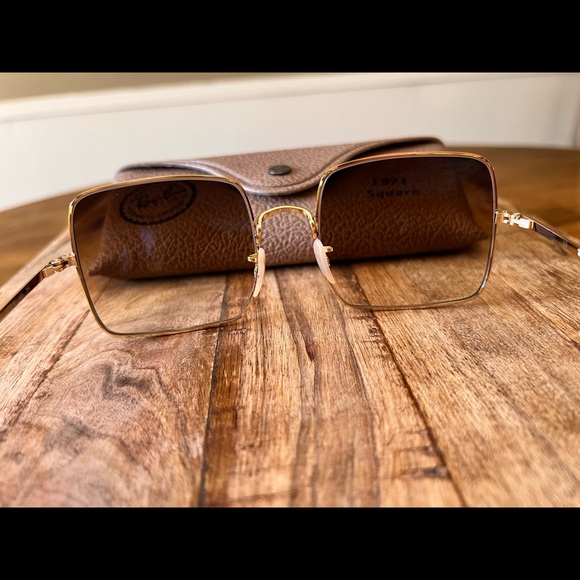 🚫 SOLD 🚫 - Picture 3 of 13